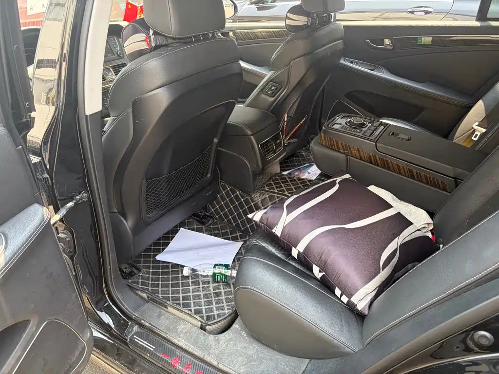 Hongqi H7 2021 1.8T Comfort