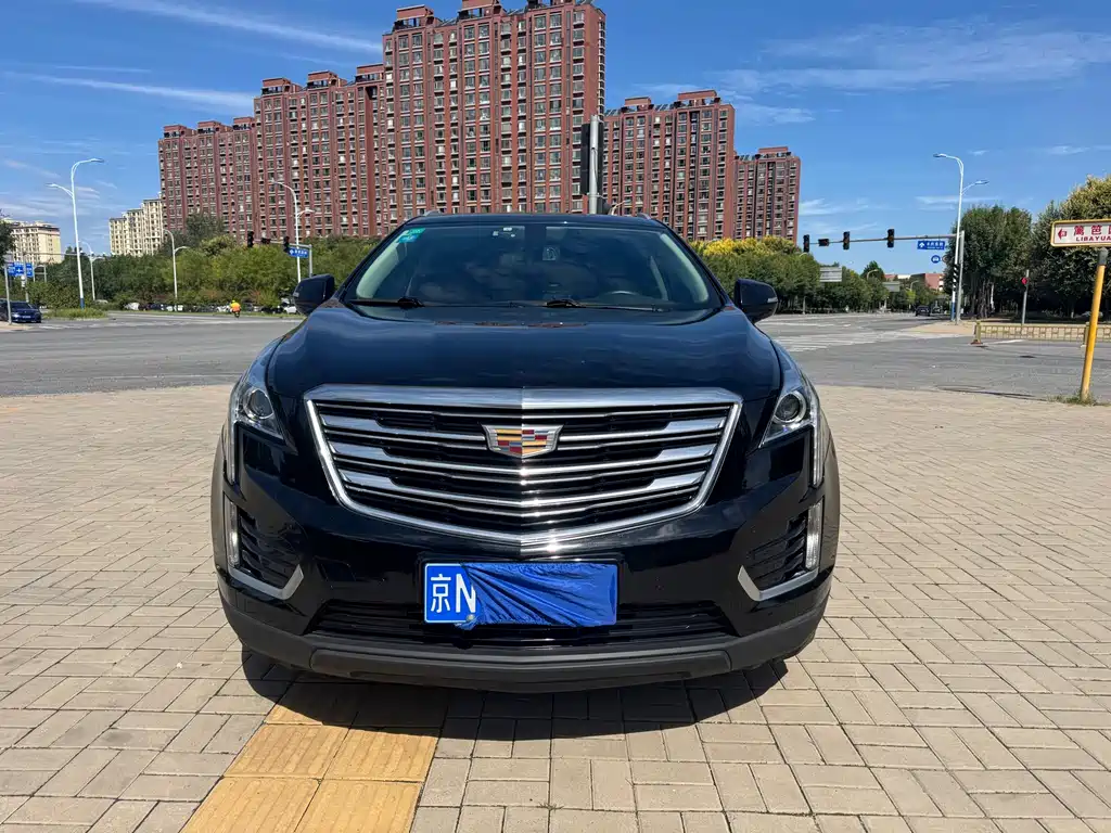 Cadillac XT5 — миниатюра 3