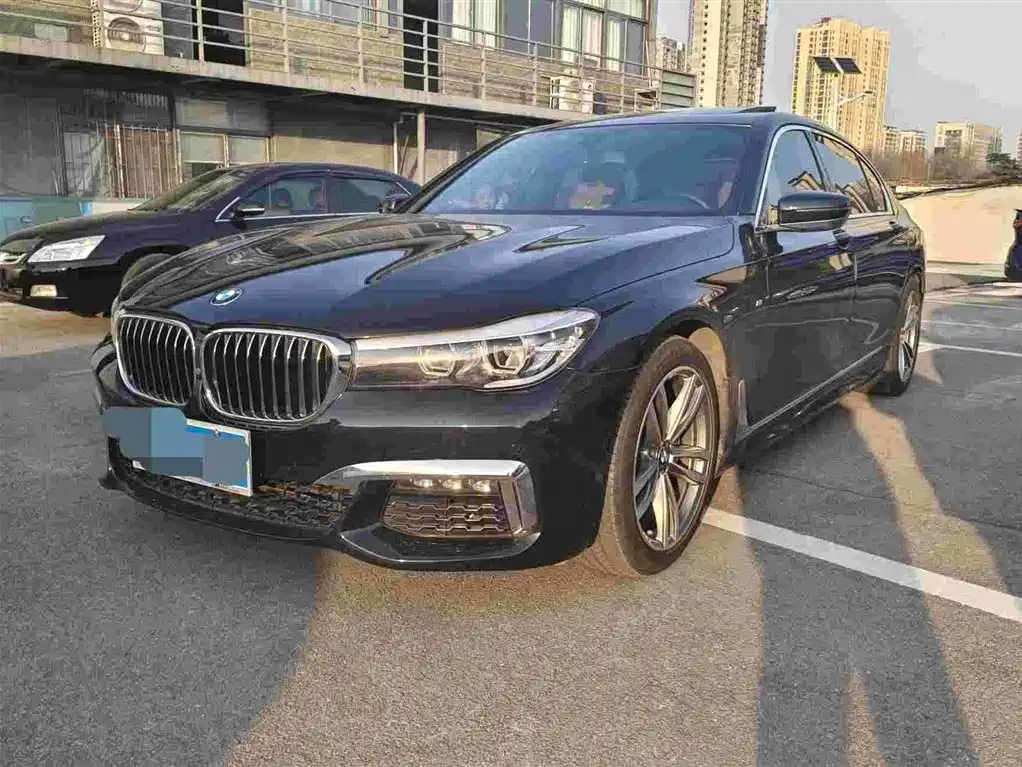 BMW 7 SERIES