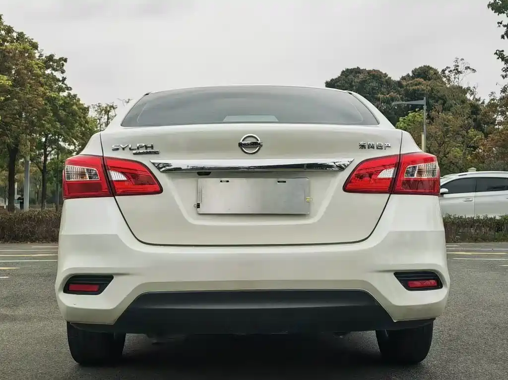 Nissan Sylphy — миниатюра 8