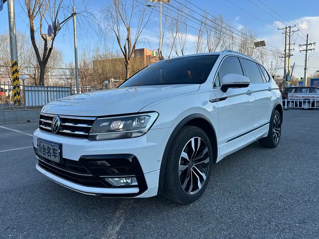 Volkswagen Tiguan L 2021