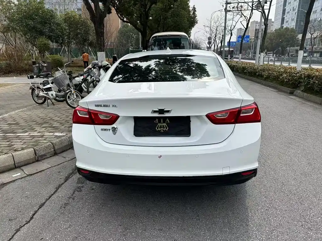 Chevrolet Malibu XL — миниатюра 5