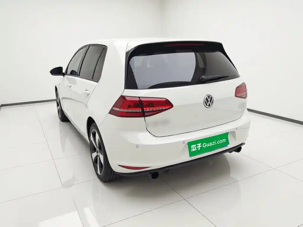 Volkswagen Golf GTI — миниатюра 4