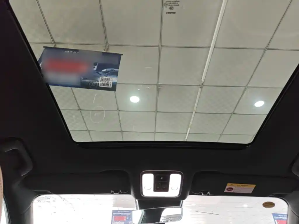 Li Auto Li ONE — миниатюра 18