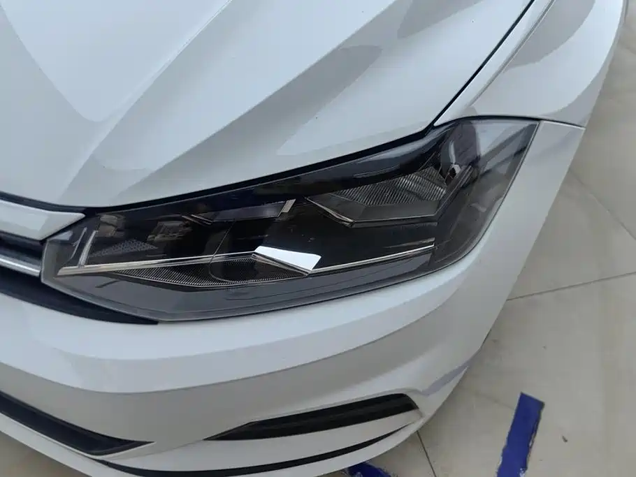Volkswagen Polo — миниатюра 5