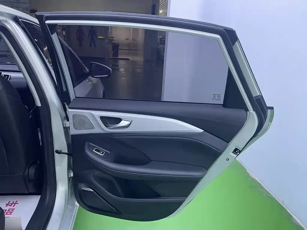 Roewe Feifan ER6 — миниатюра 18