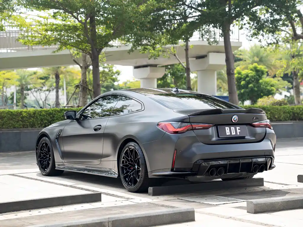 BMW M4 — миниатюра 8