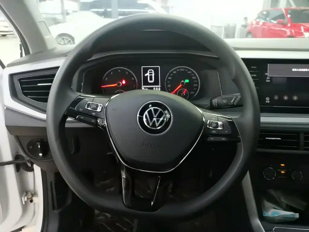 Volkswagen Polo — миниатюра 11