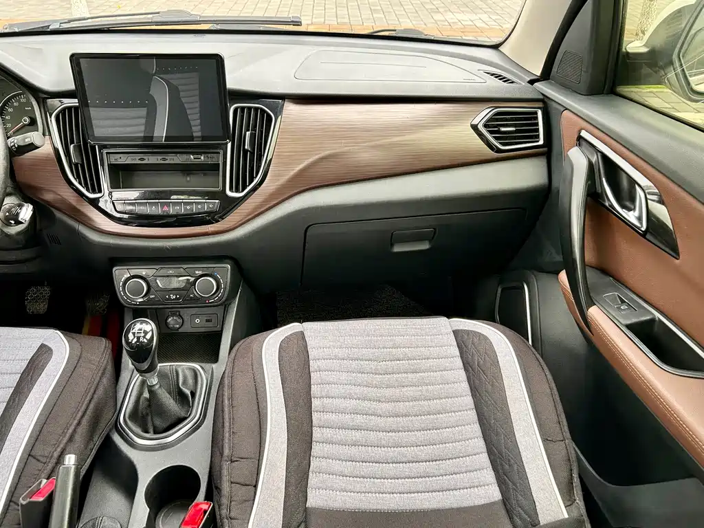 FAW Senya R7 — миниатюра 20