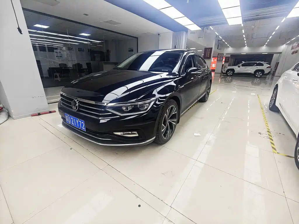 Volkswagen Magotan 2021