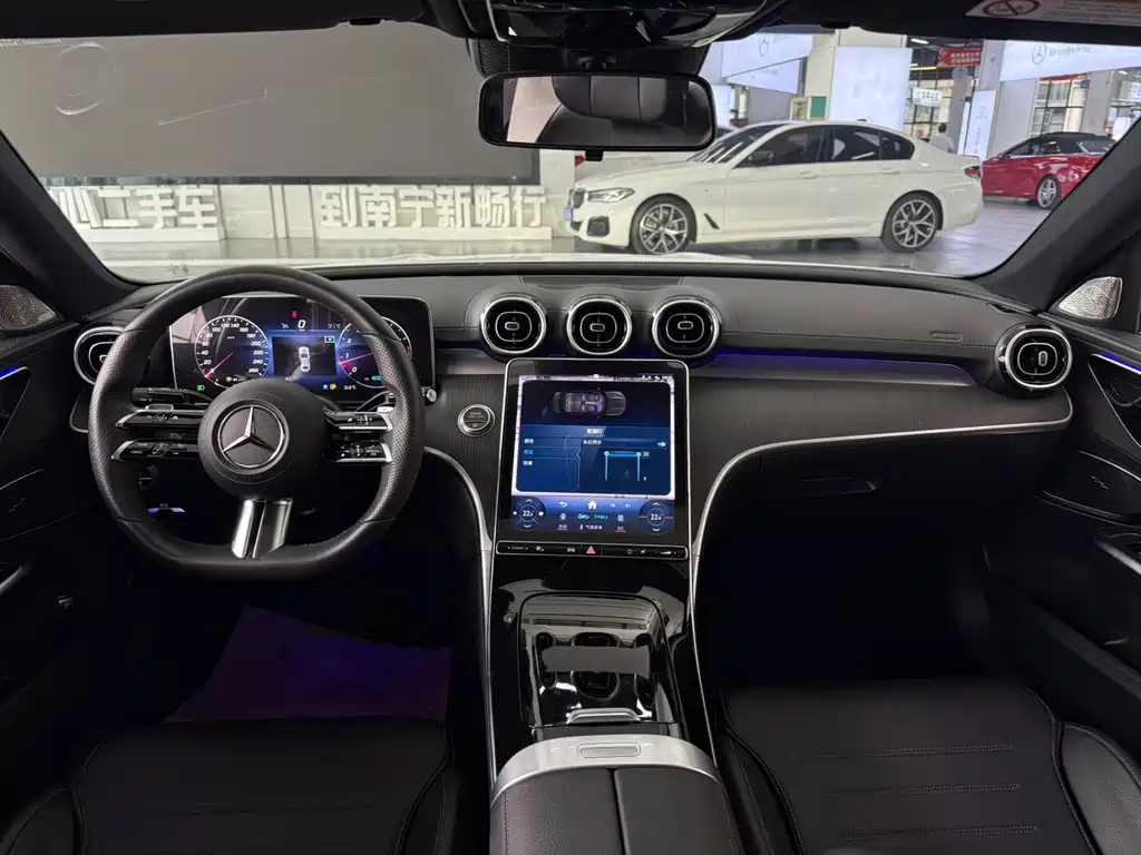 Mercedes-Benz C-Class — миниатюра 10