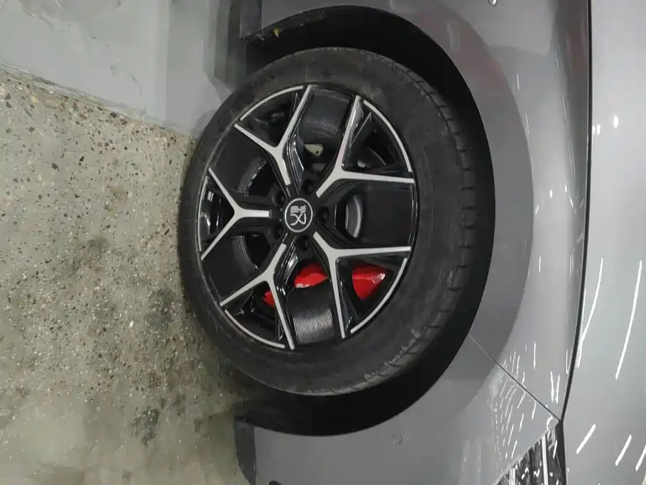 BYD Han — миниатюра 6