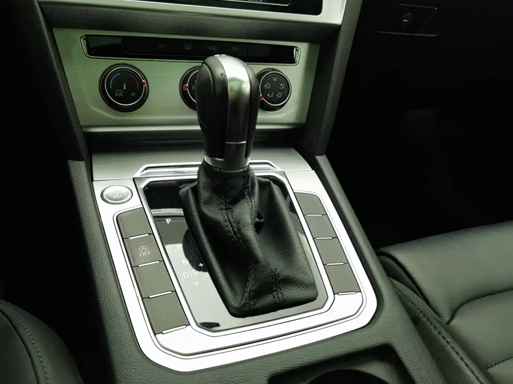 Volkswagen Magotan — миниатюра 13