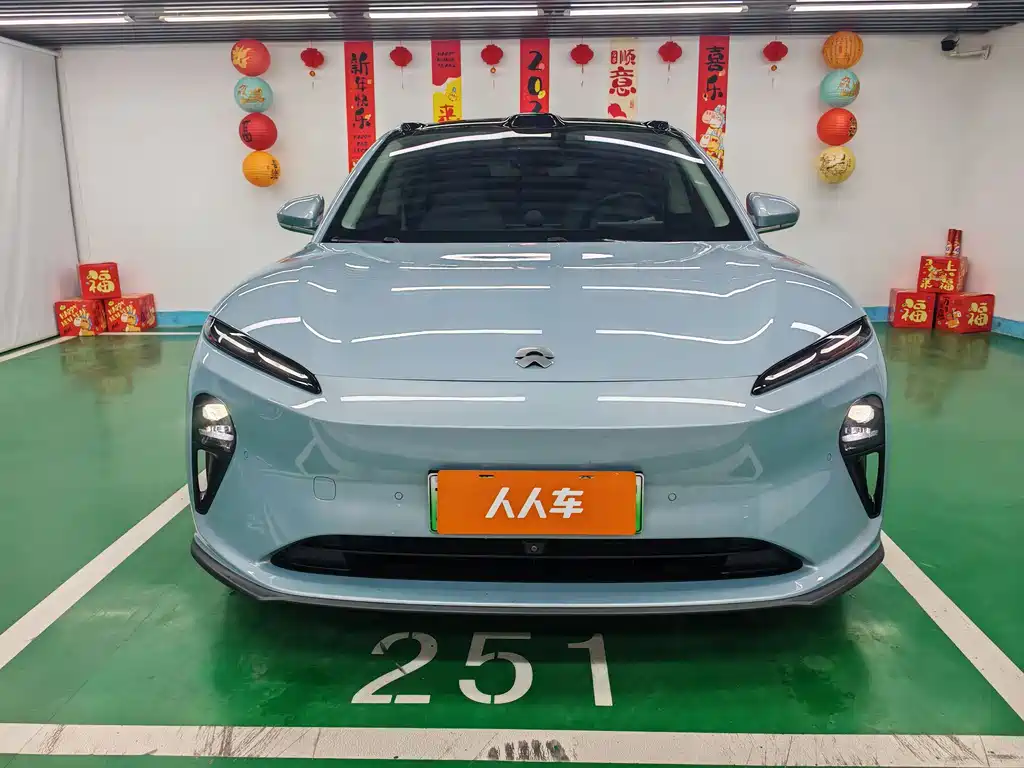 NIO NIO ET5
