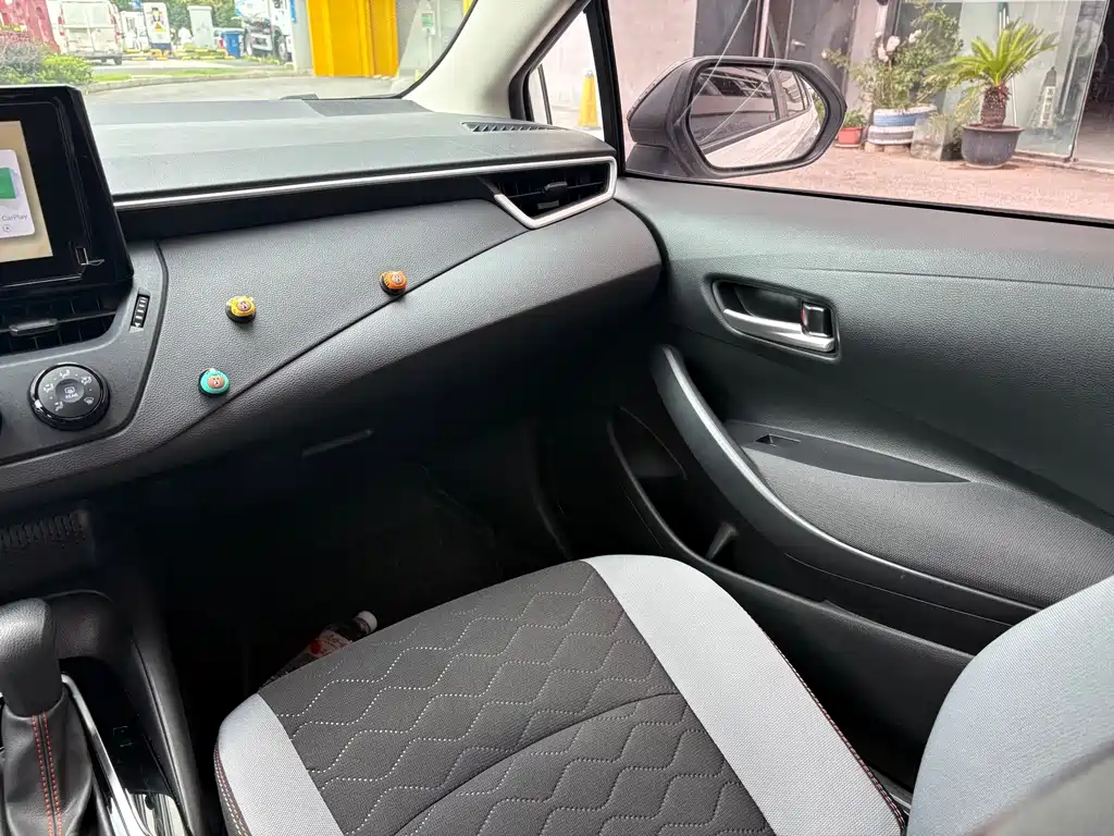 Toyota Corolla — миниатюра 13