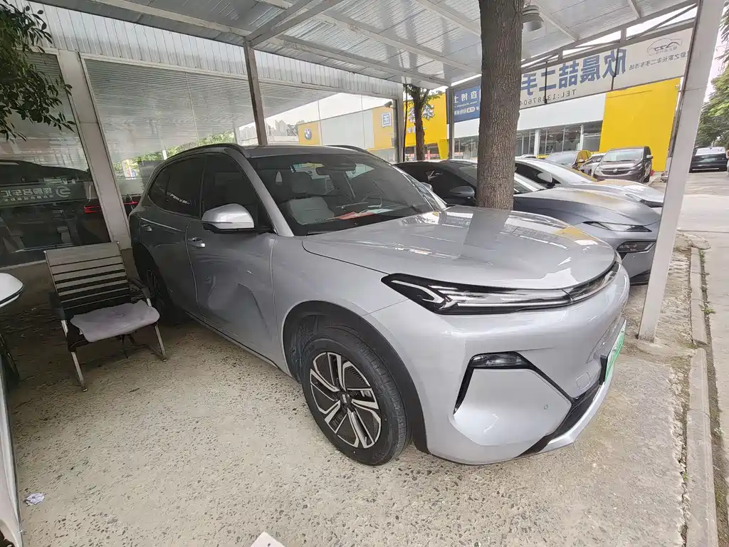 Geely Galaxy Galaxy 7 7 2025 120km +