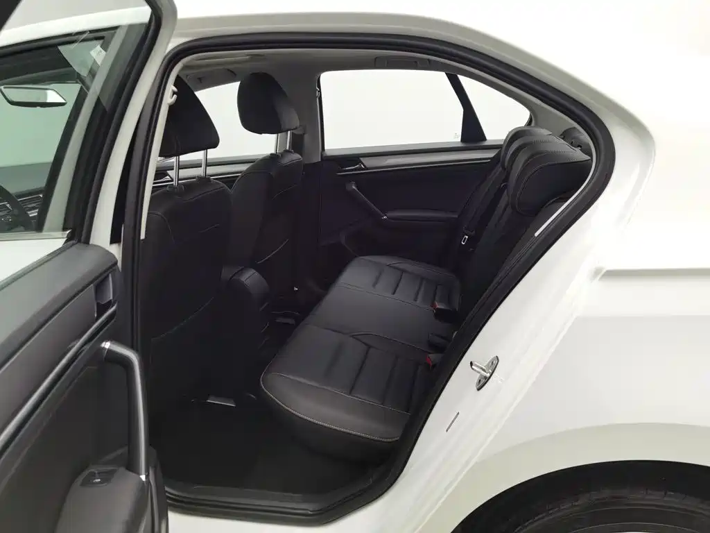 Volkswagen Bora — миниатюра 15