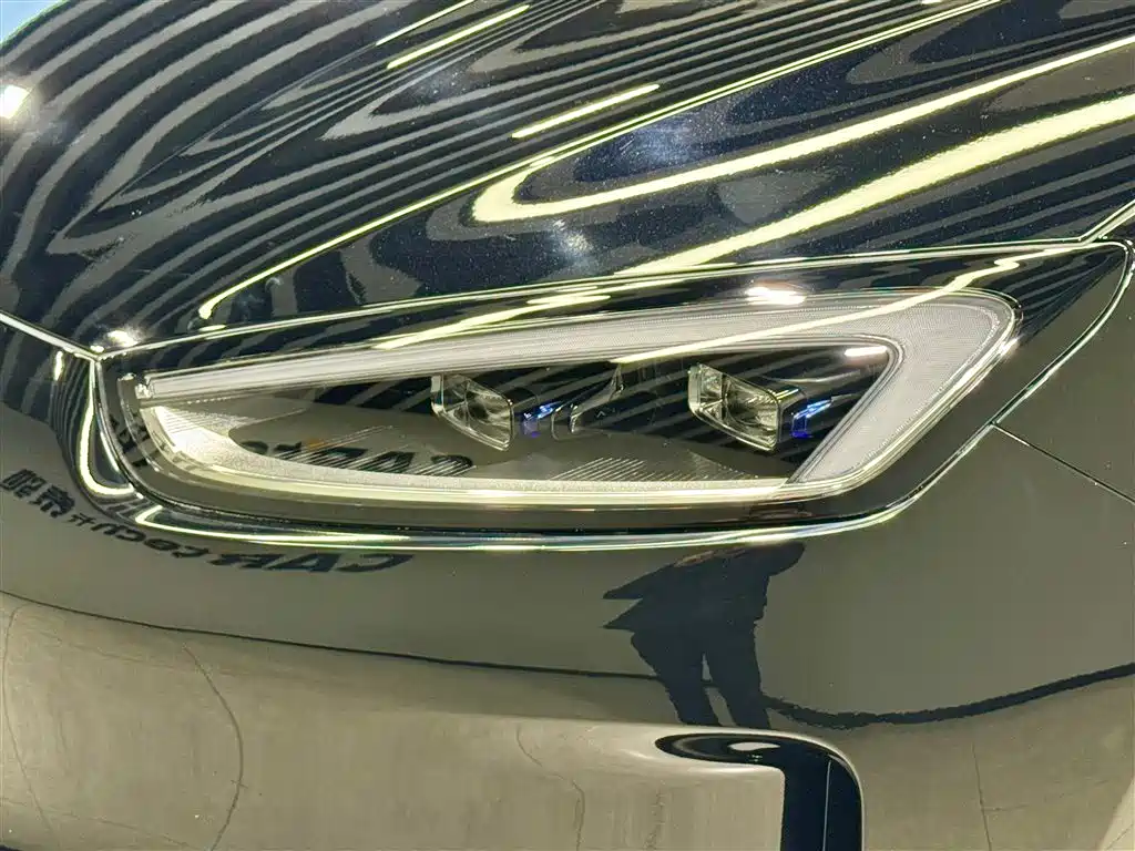 AITO ASK THE WORLD M5