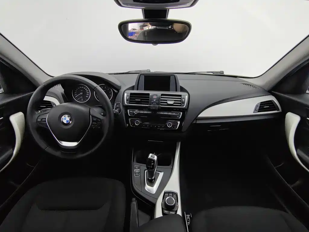 BMW 1 Series (Import) — миниатюра 5
