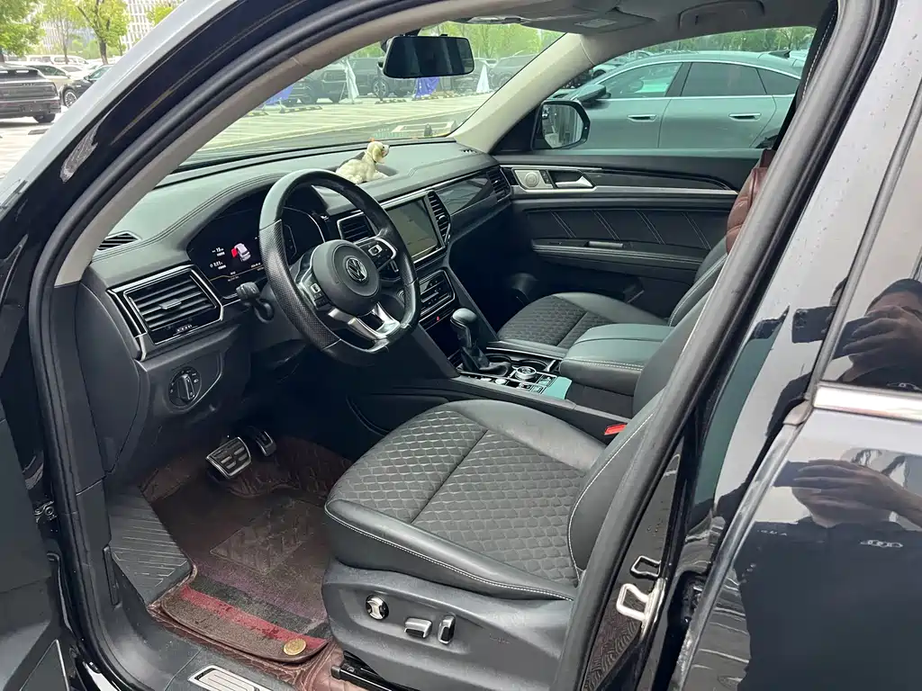 Volkswagen Teramont — миниатюра 5