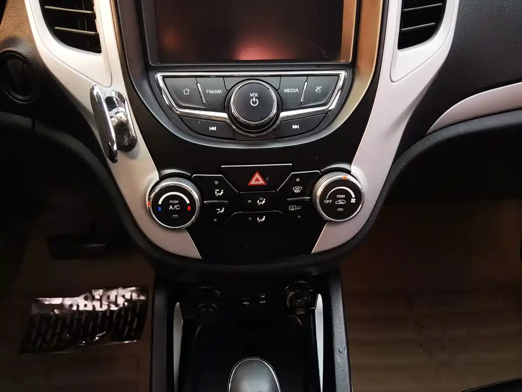 Changan CS35 — миниатюра 13
