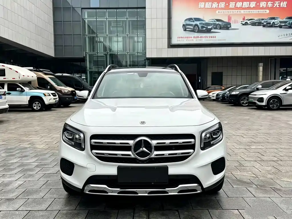 Mercedes-Benz GLB — миниатюра 3