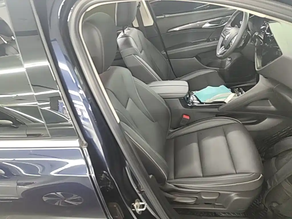 Buick Envision Plus — миниатюра 25