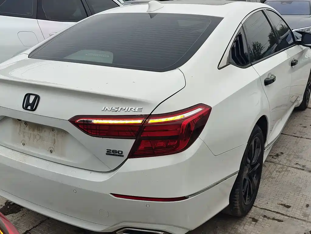 Honda Inspire — миниатюра 7