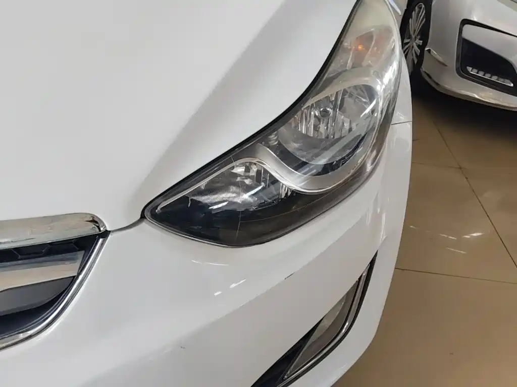 Hyundai Elantra Langdong — миниатюра 24