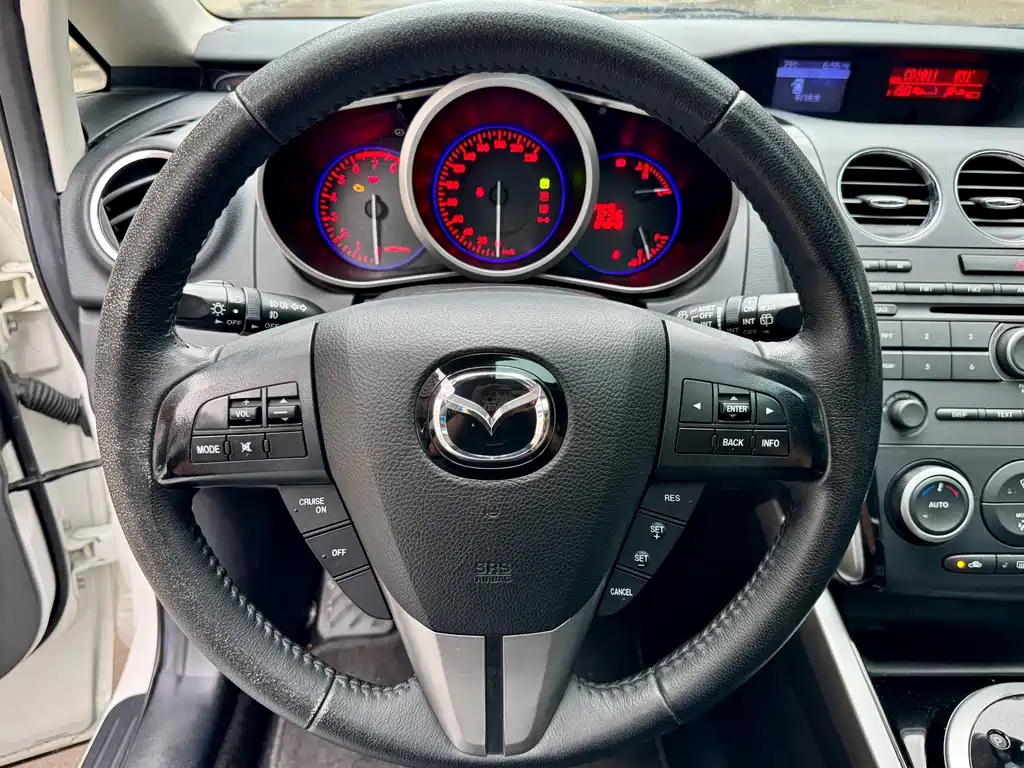 Mazda CX-7 — миниатюра 8