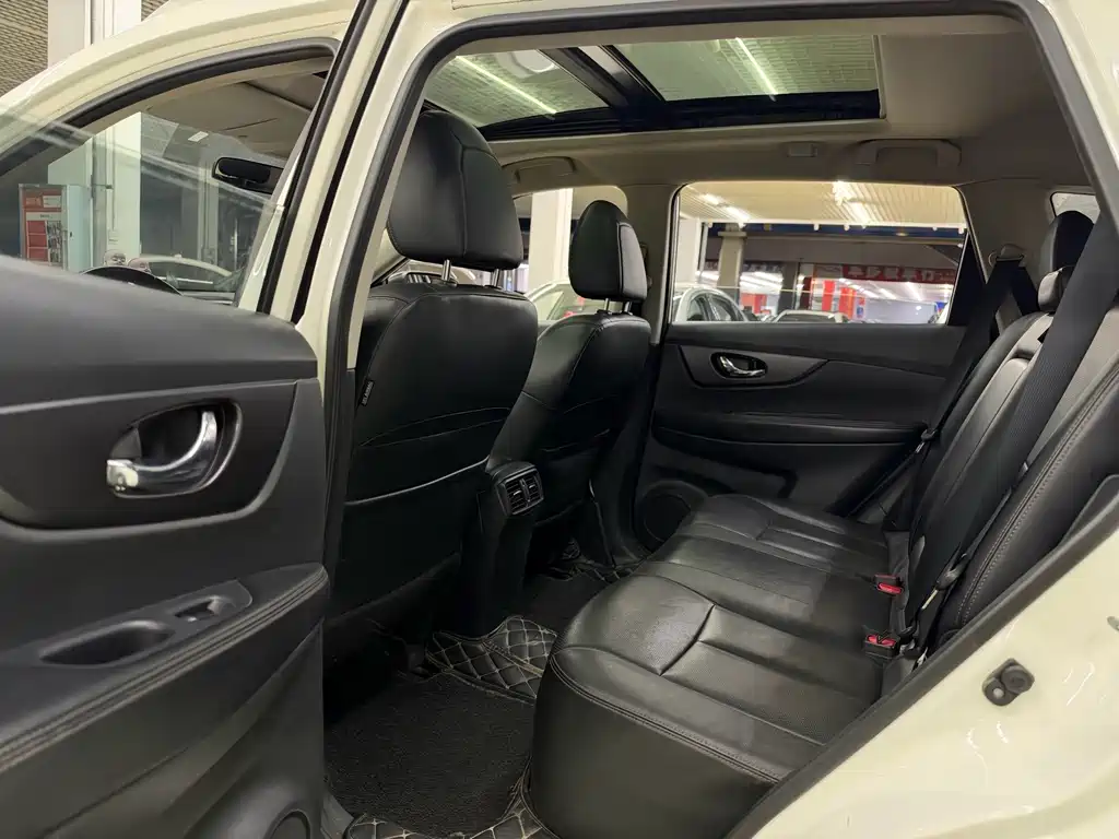 Nissan X-Trail — миниатюра 9