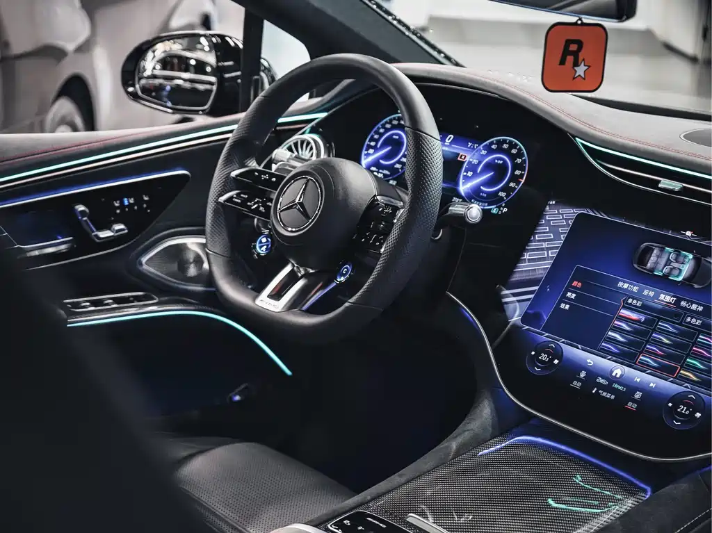 MERCEDES-BENZ EQS AMG