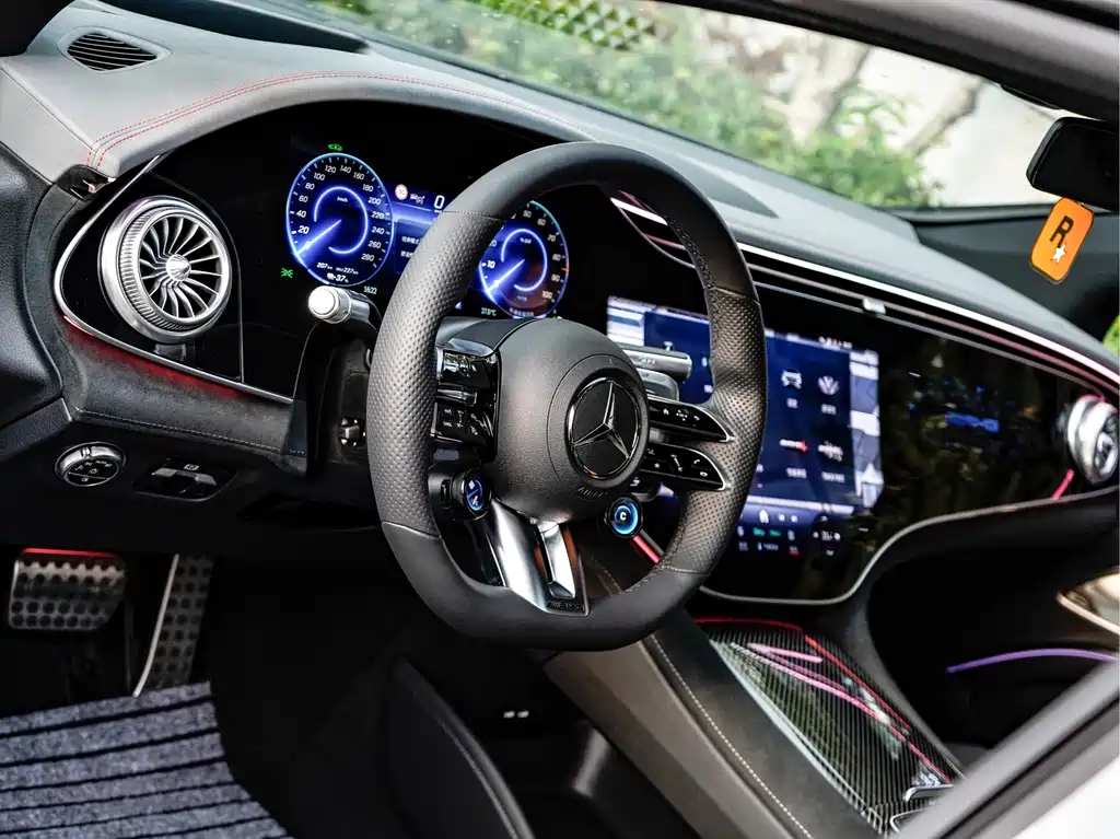 MERCEDES-BENZ EQS AMG