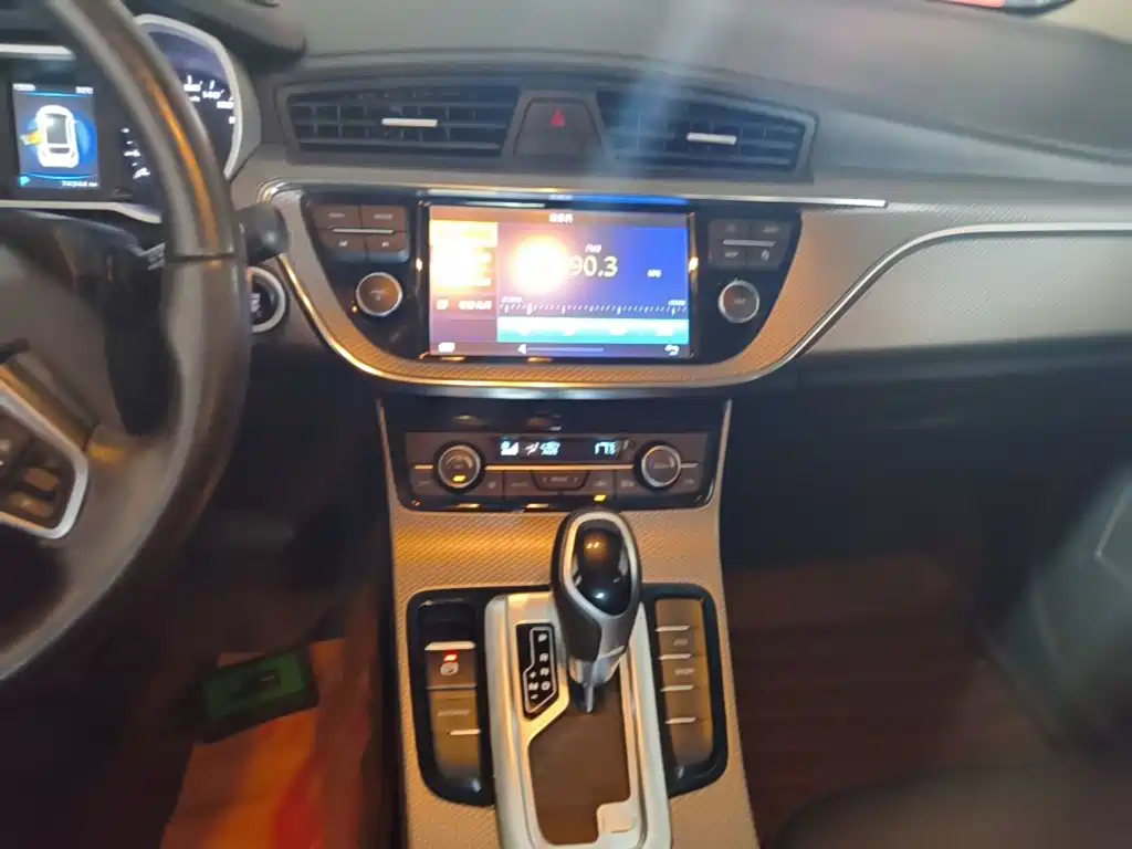 Geely Emgrand GS — миниатюра 13