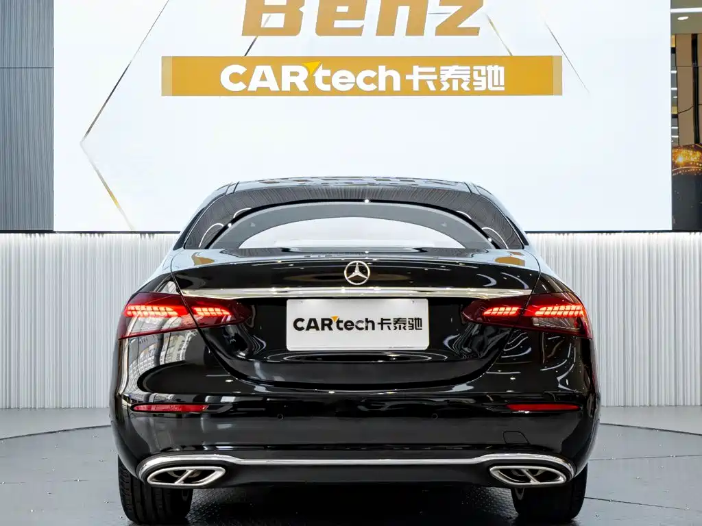 Mercedes-Benz E-Class — миниатюра 5
