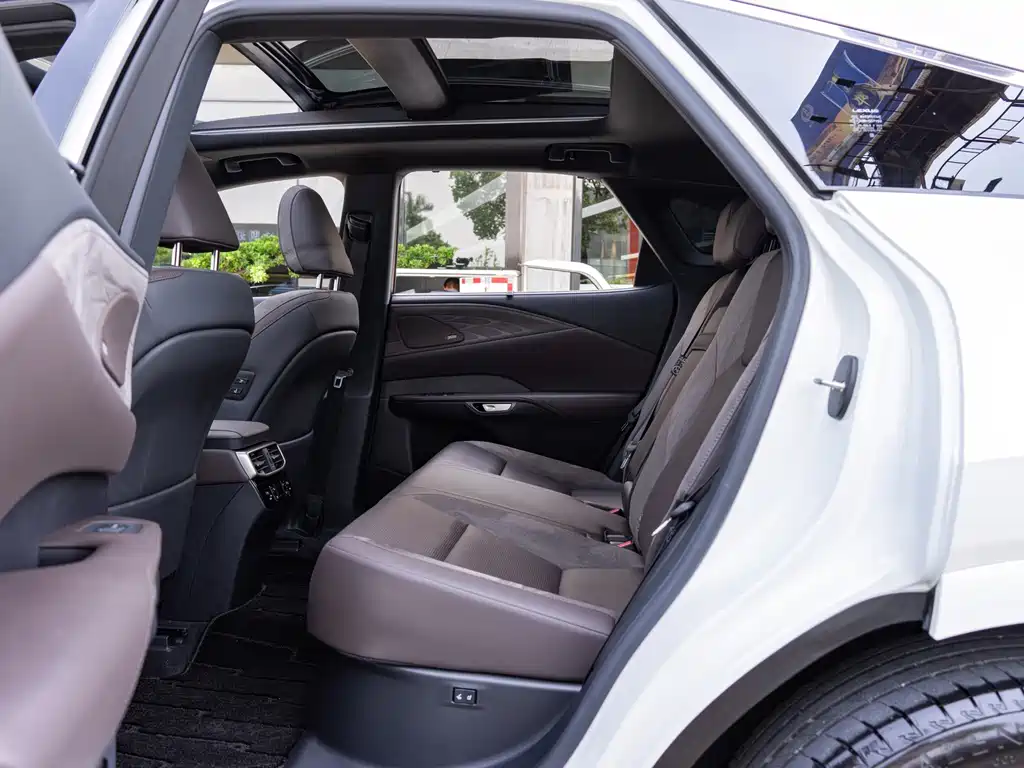 Lexus RX New Energy — миниатюра 10