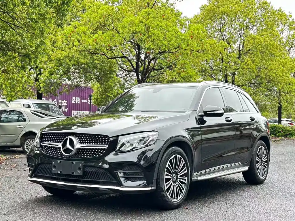 Купить Mercedes-Benz GLC
