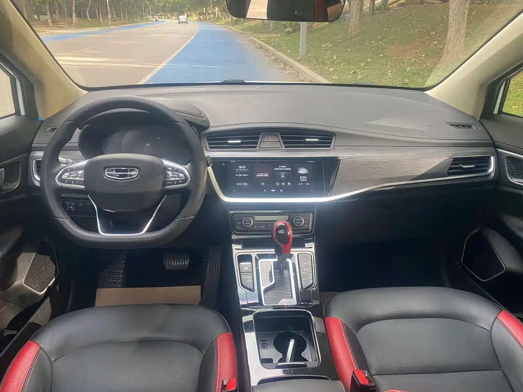 Geely Emgrand GS — миниатюра 12