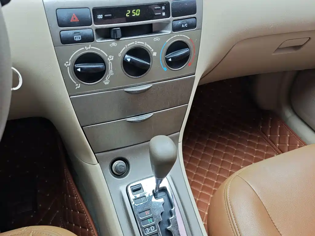 Toyota Corolla — миниатюра 5