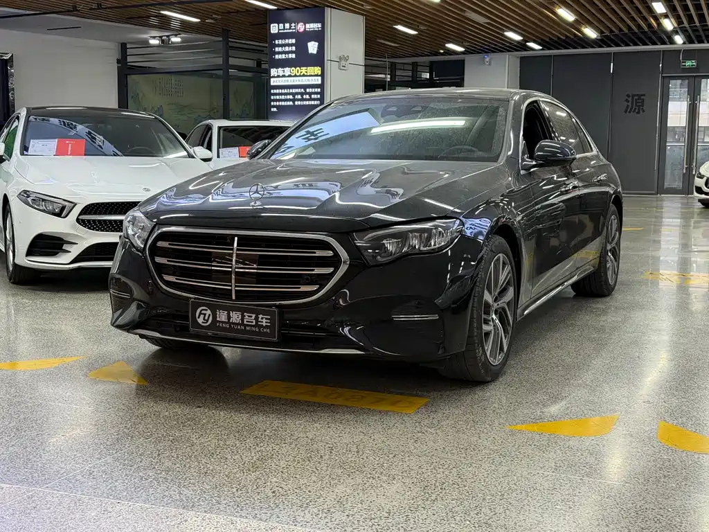 Mercedes-Benz E-Class 2024