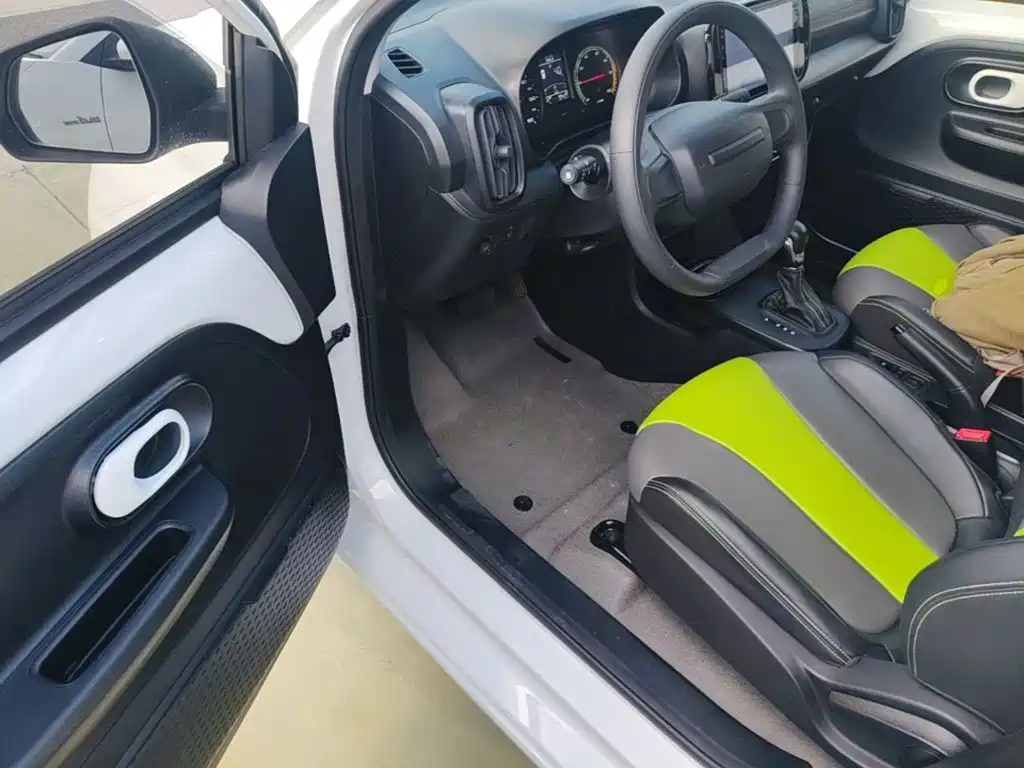 Roewe Clever — миниатюра 16