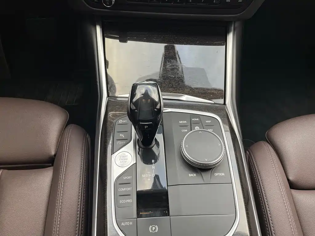 BMW 3 Series — миниатюра 10