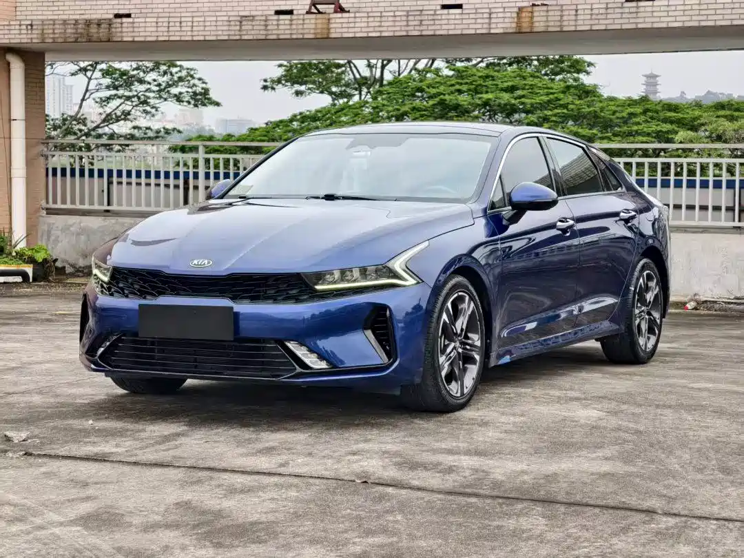 起亚K5 2021款 270T CVVD 时尚版 2021