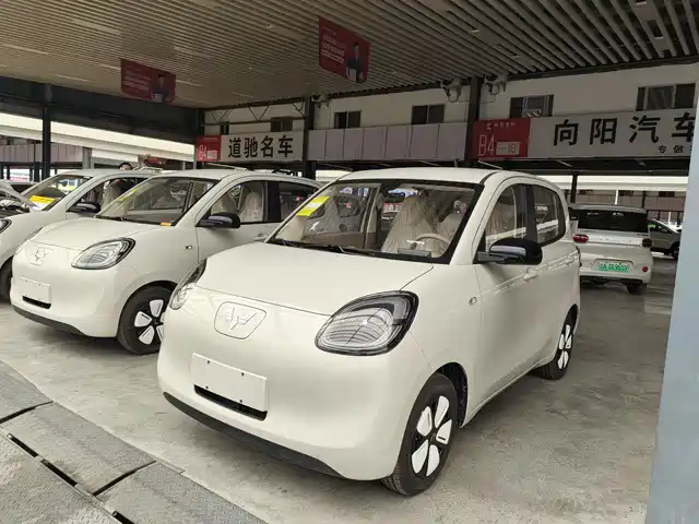 WULING AUTOMOBILE HONGGUANG MINIEV 2025