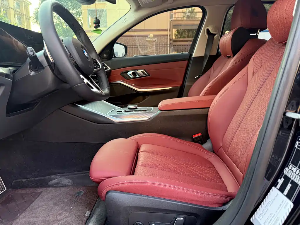 BMW 3 Series — миниатюра 4