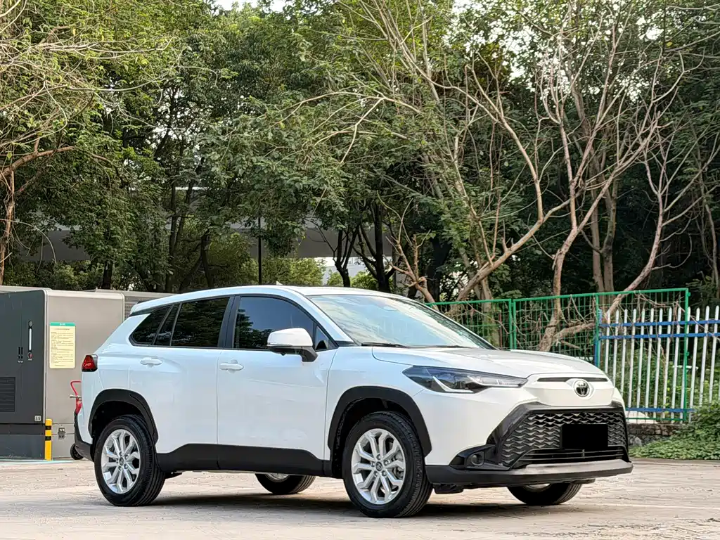 Toyota Frontlander — миниатюра 3