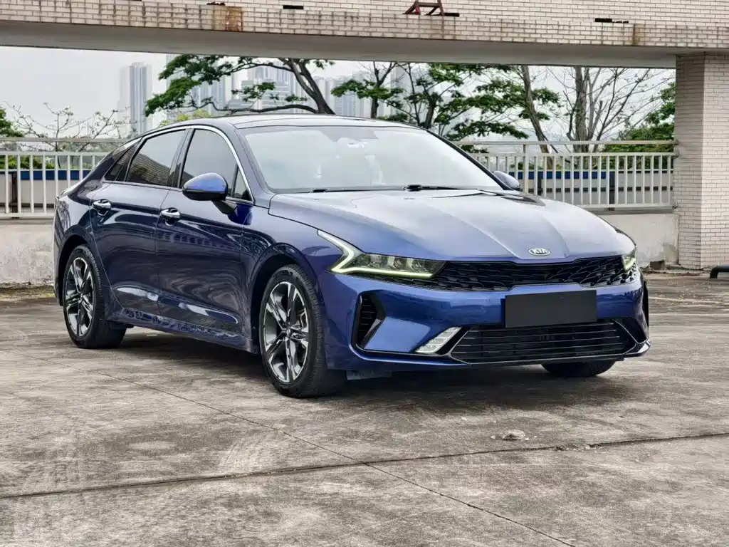 Kia K5 — миниатюра 3