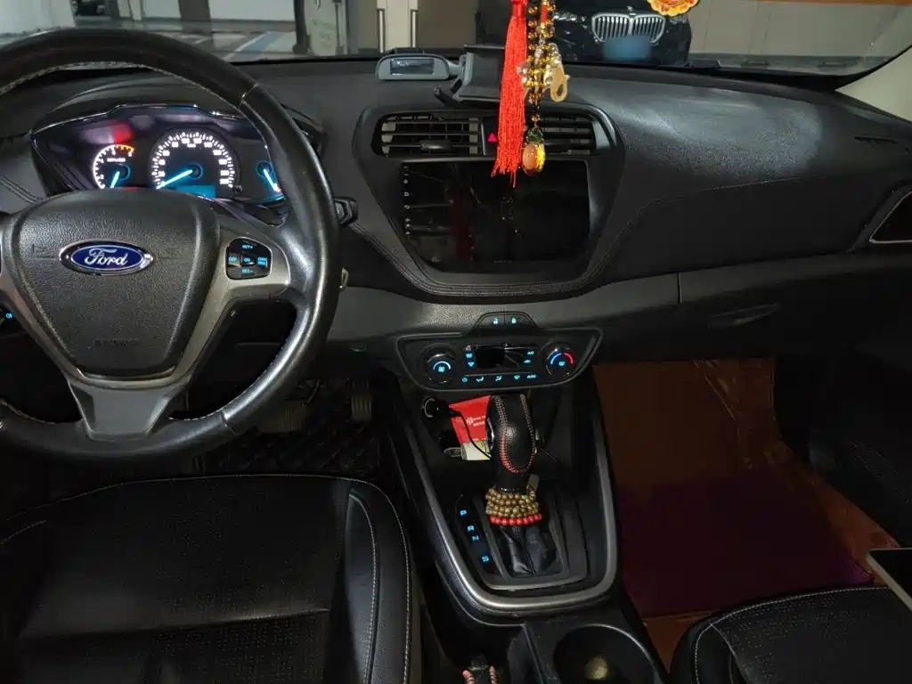 Ford Escort — миниатюра 5