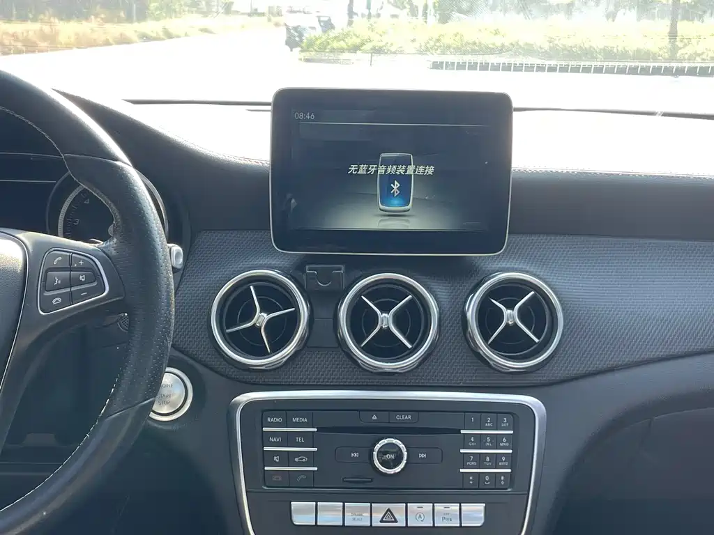 Mercedes-Benz GLA — миниатюра 14