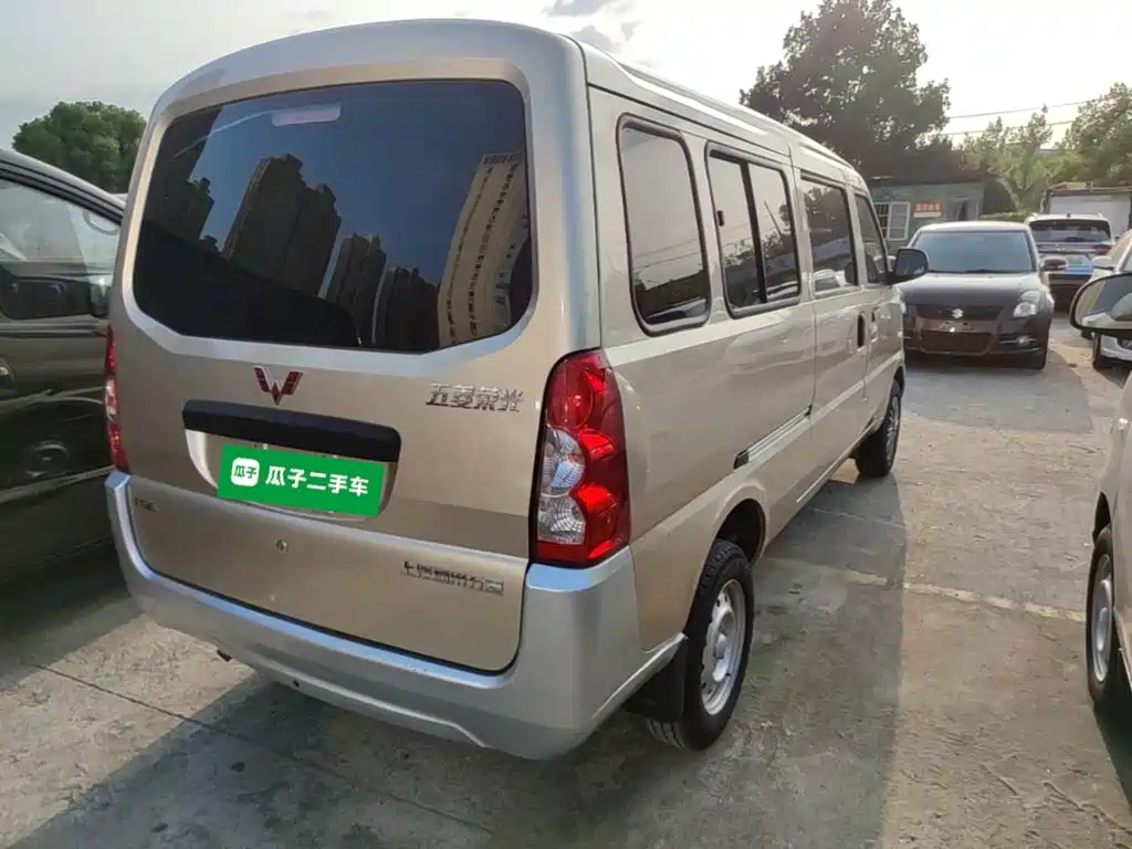 Wuling Rongguang — миниатюра 7